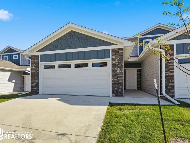 235 NW Waverly Drive