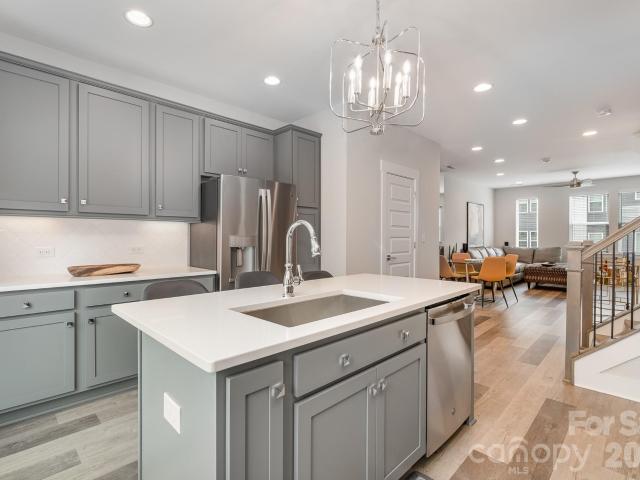 235 S Bruns Ave, Charlotte, NC 28208 | MLS #4398