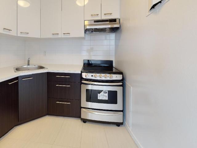 235 Sherbrooke 235 Sherbrooke Plan D Apartment for Rent