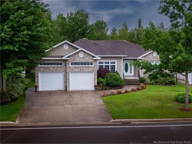235 Summerhill Row, Fredericton, NB, E3A 0C5 Luxury House for sale | Listing ID NB142951 | Royal LePage Carriage Trade Luxury Properties