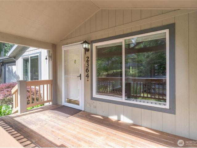 2364 Highland Loop