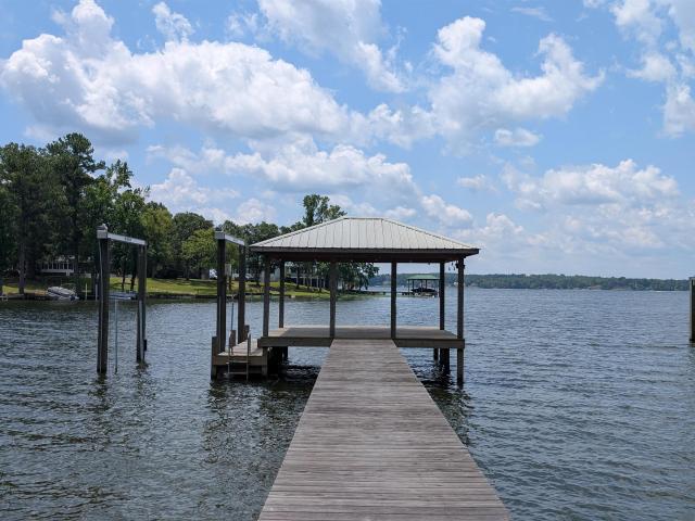 2364 Lakeside Drive