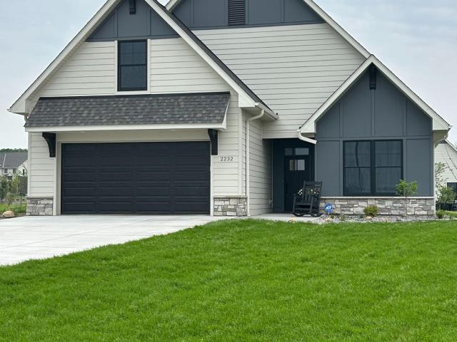 2364 Sydney Lane