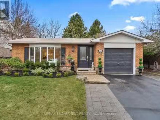 2365 Devon Road, Oakville, ON, L6J 5R6 house for sale Listi.
