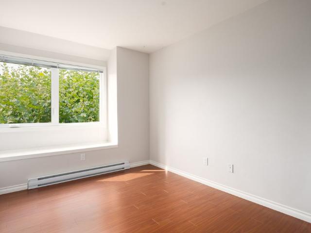 2365 West 5th Ave 3rd Floor, Vancouver