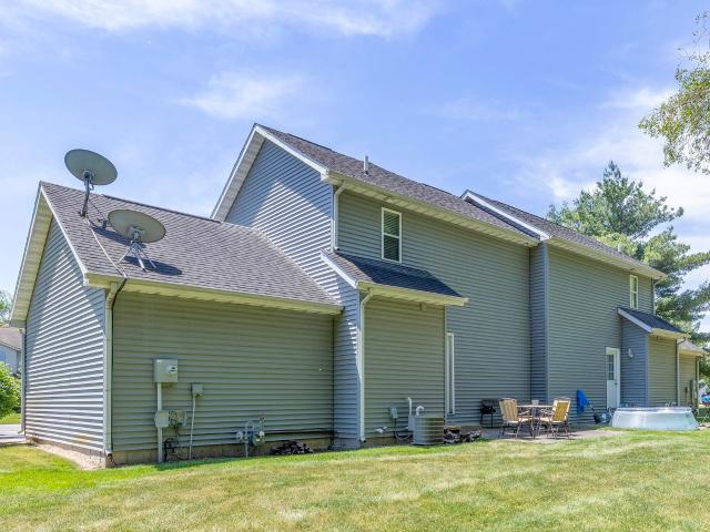 23663/23 Springriver Drive