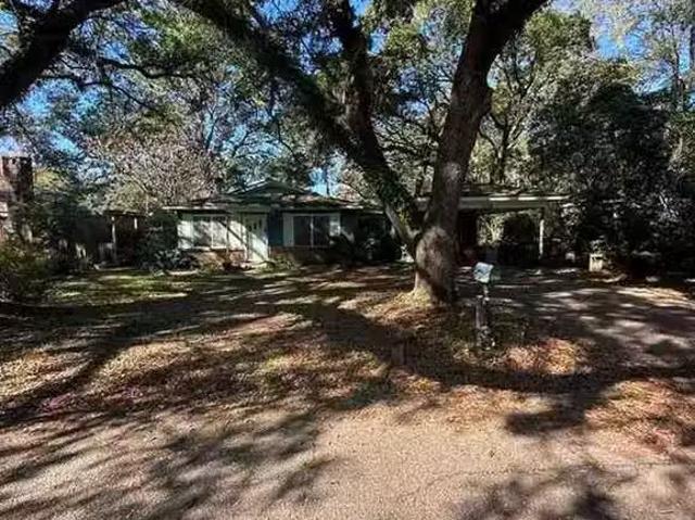 2366 WILLOWDALE ST, MOBILE, AL 36605