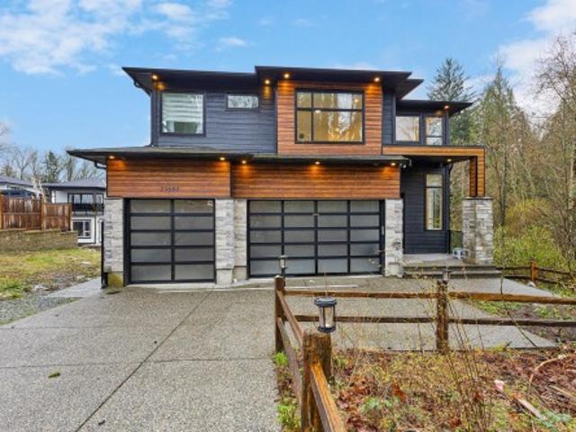 23680 Avenue, Maple Ridge, BC, V4R 2S5 Luxury House for sale | Listing ID R3100 | Royal LePage Carriage Trade Luxury Properties