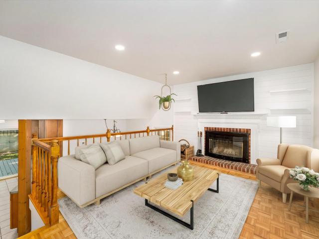 2368 whitney ct