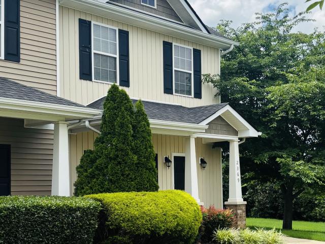 2369 New Holland Cir