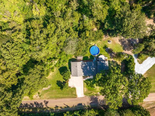 2360 feathers chapel dr