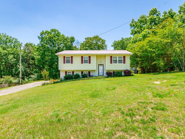 2361 Rolling Brook Drive NE