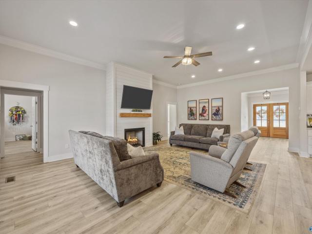 23622 Mooresville Road