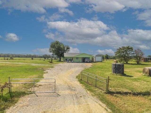 2362 Claude Road