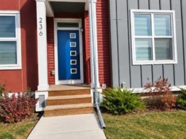 236 142 Avenue Nw, Calgary, AB, T3P 0V7 house for sale | Listing ID A2353 | Royal LePage