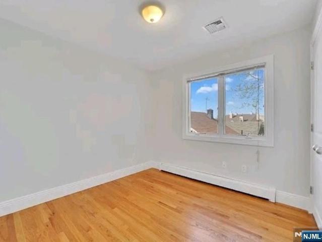236 Columbus A, Palisades Park, US, NJ