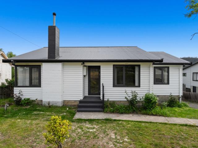 236 Cambridge Road, WARRANE, TAS 7018