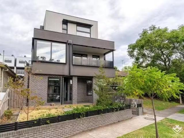 2/36 Burgundy Street, Pascoe Vale, VIC 3044