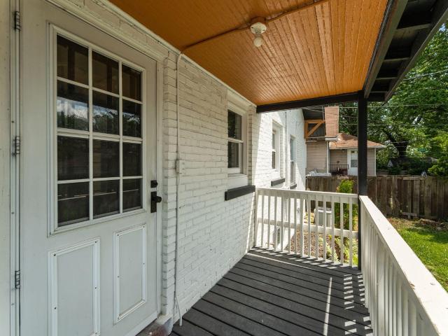 236 Dyer Boulevard