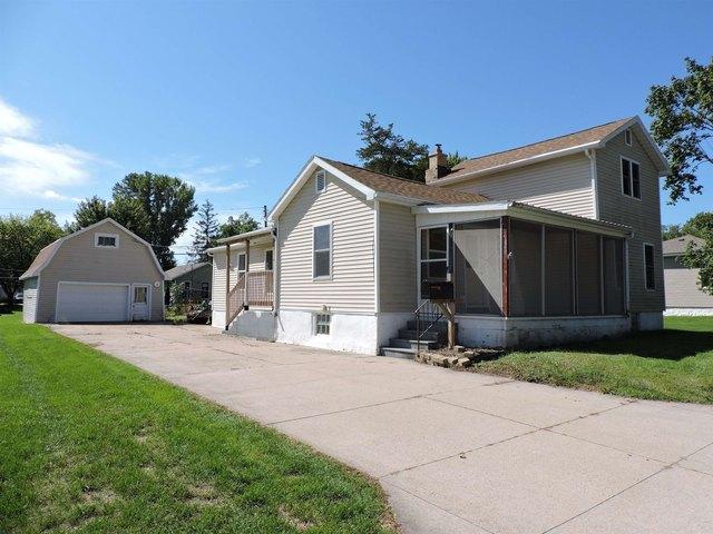 236 E Huron St, Omro, WI 54963