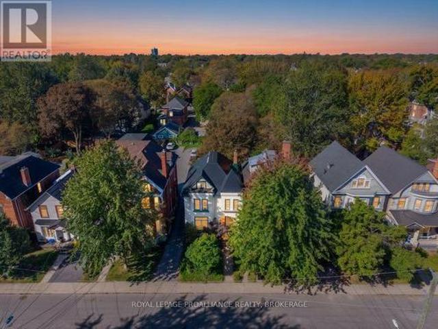 236 Frontenac Street, Kingston Central City East, ON, K7L 3S6 house for sale | Listing ID X13824 | Royal LePage