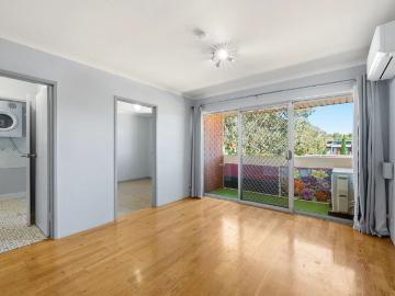 23/6 King King Street