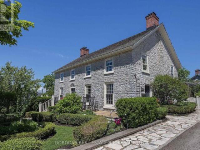 236 James Street, Kingston. East Incl Cfb Kingston, ON, K7K 5P3 house for sale | Listing ID X13760 | Royal LePage