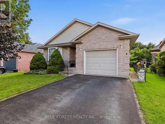 236 Margaret Street, Dutton/Dunwich Dutton, ON, N0L 1J0 house for sale | Listing ID X13724 | Royal LePage
