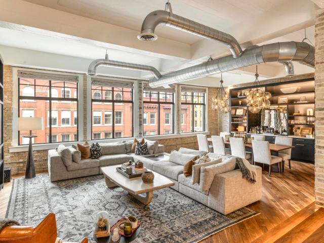 236 N Water St, Unit 4