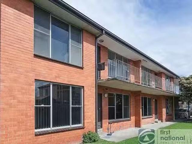2/36 Stud Road, Dandenong, VIC 3175