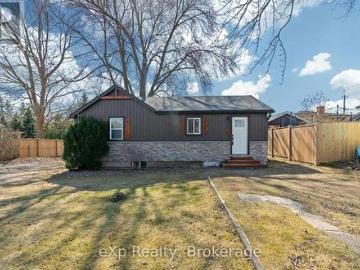 236 Sydenham Street, Strathroy Caradoc Nw, ON, N7G 1V3 house for sale | Listing ID X13472 | Royal LePage