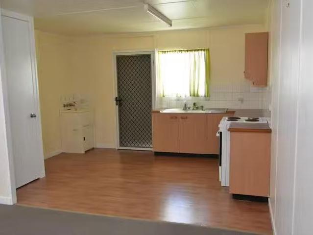 2/36 Quail Street, Longreach, QLD 4730
