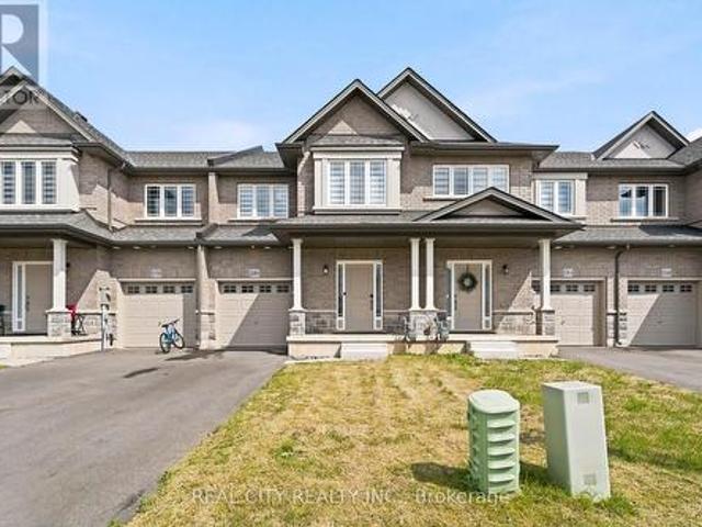 236 Rockledge Drive, Hamilton, ON, L0R 1P0 house for sale | Listing ID X13749 | Royal LePage