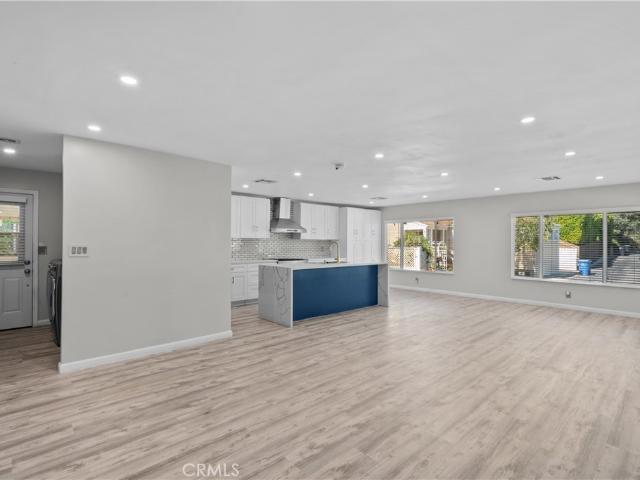 23777 Mulholland 9