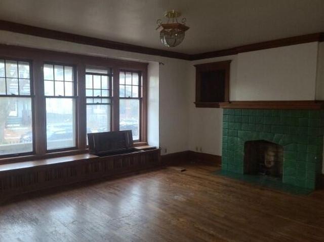 2377 N 44th St, Milwaukee, WI 53210 | MLS #1960