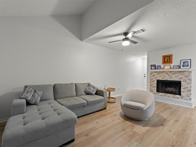 2379 Briarwest Boulevard 96