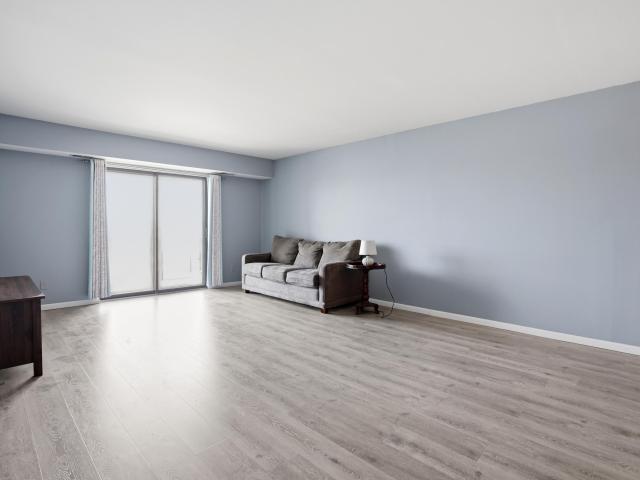 2371 Deerpath Drive #305