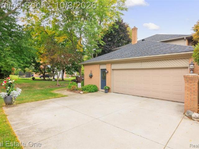 2371 Red Maple Drive
