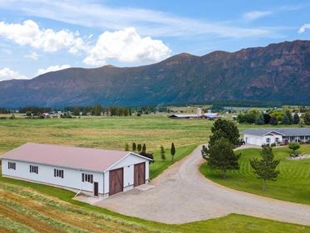 2372 20Th Street, Lister, BC, V0B 1G2 house for sale | Listing ID 10400 | Royal LePage