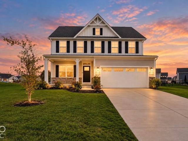 237 Briar Creek Ln, Whiteland, IN 46184