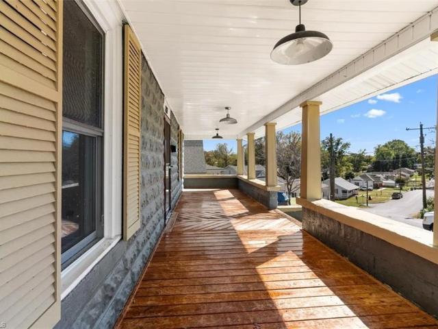 237 E Poplar Street