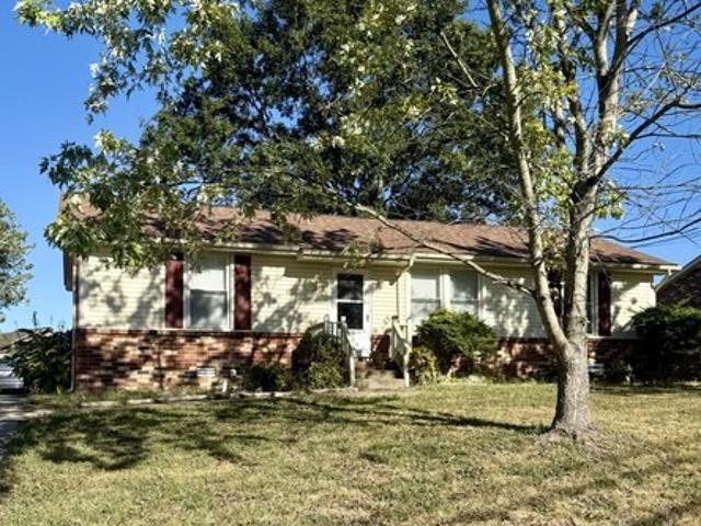 237 Evergreen Cir, Hendersonville, TN 37075