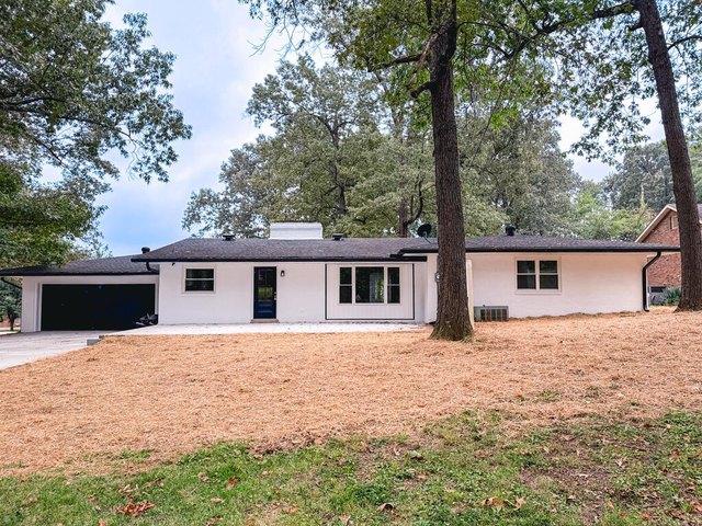 237 Homewood Dr, Madisonville, KY 42431