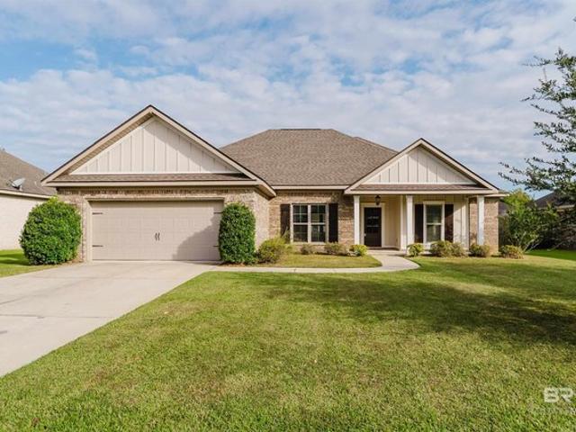 237 Hawthorne Cir, Fairhope, AL 36532