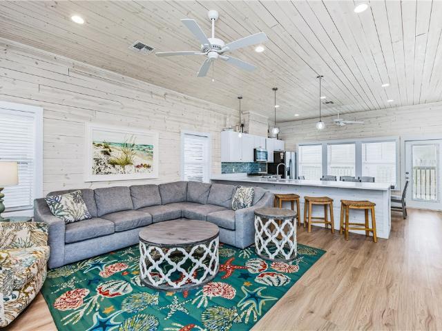 237 N Station St, Unit 5, Port Aransas, TX 78373 | MLS #466745