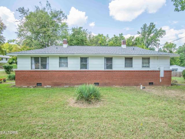237 S Dillard Ave