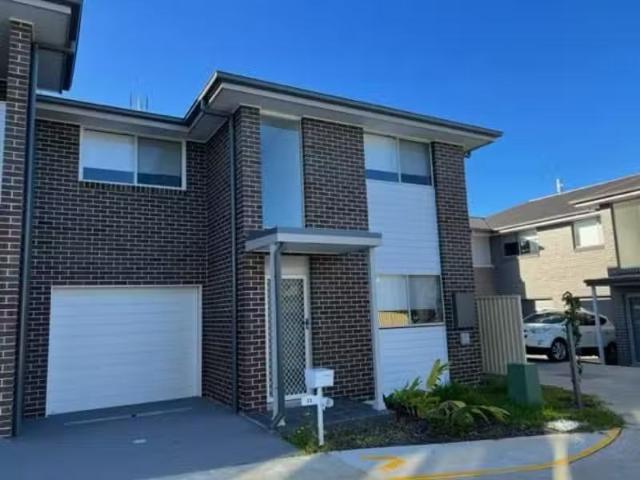 23/7 Stratford Ave, Charmhaven Townhouse for rent Listed by E.
