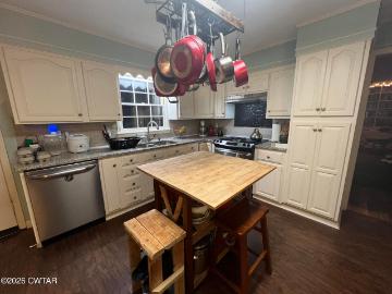 237 Parkburg Rd, Jackson, TN 38301 | MLS #2600
