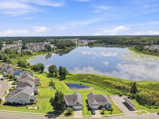 237 Red Leaf Boulevard