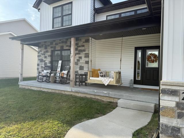 237 W Torrey Pines Drive